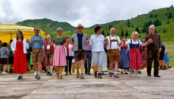 Landesalmtanz auf der Kalcheralm