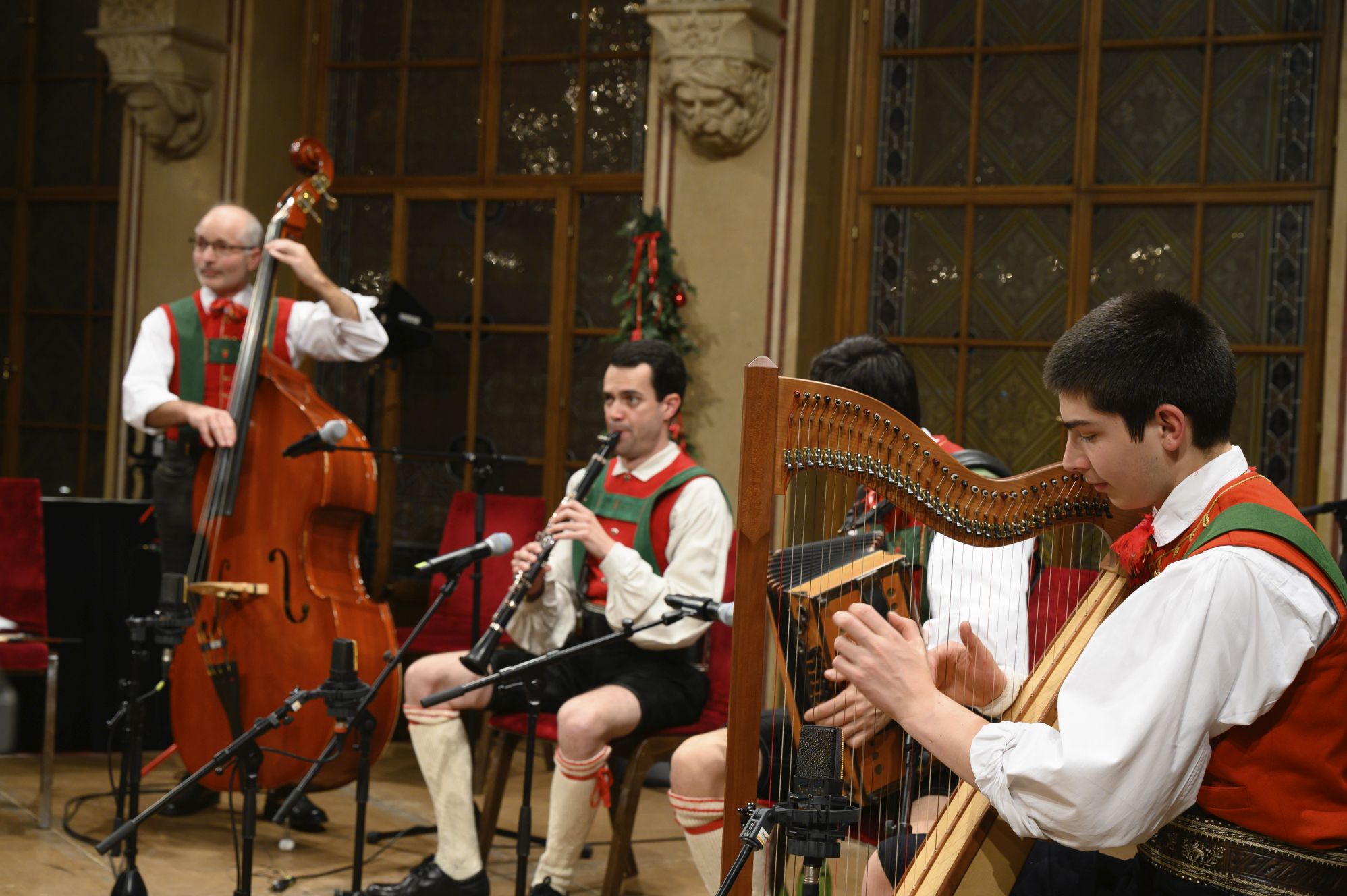 2025 11 29 20 23 20 2 Kathreintanz ARGE Volkstanz Wien Peter Zeschitz